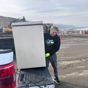 What Is the Minimum Price for Junk Removal in Kamloops?